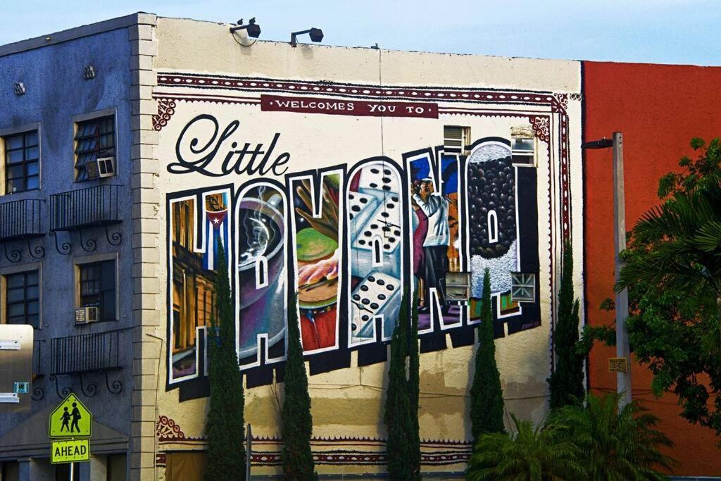 Migue'S Tiny Miami Alcove Apartment Exterior photo