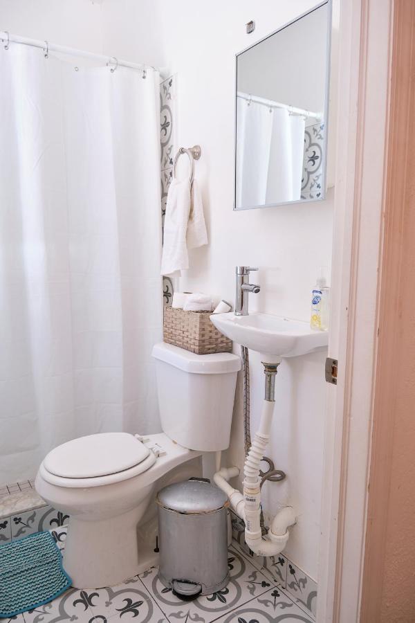 Migue'S Tiny Miami Alcove Apartment Exterior photo