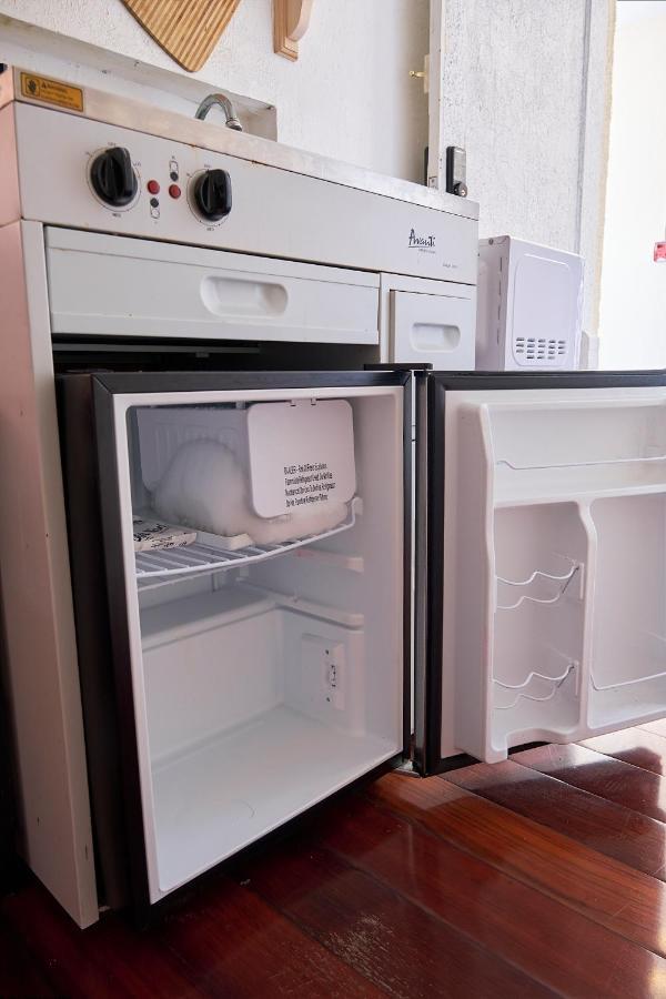 Migue'S Tiny Miami Alcove Apartment Exterior photo